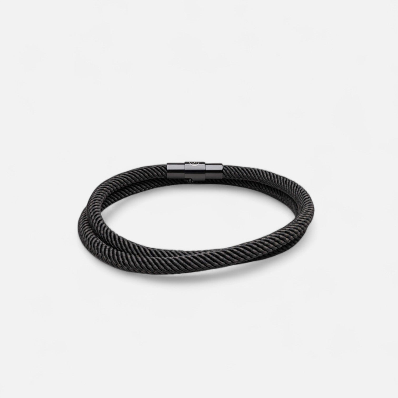 Valciens | Marine-Inspired Rope Bracelet – Nautical Strength, Minimalist Style